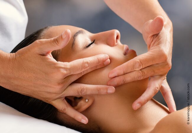 Formations Gymnastique faciale anti-âge et auto-massage, Massage coréen liftant du visage